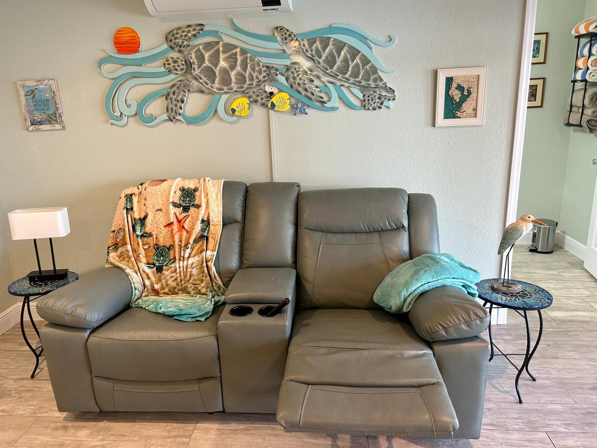 Guest Suite - Waterfront -Pool & Hot Tub- Walk To Beach Clearwater Beach Exterior photo